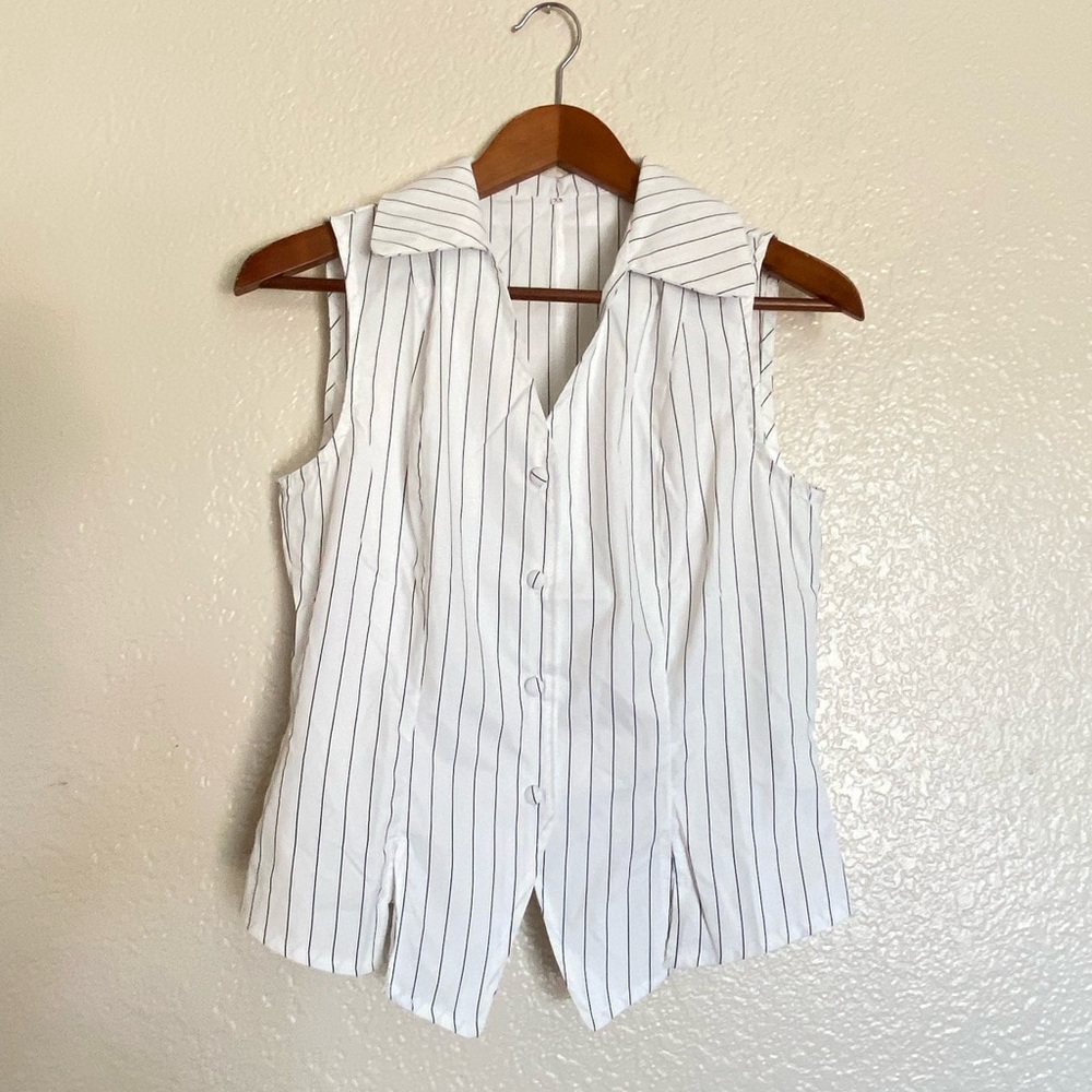 Women's White Pinstripe Sleeveless Button-Front Top
